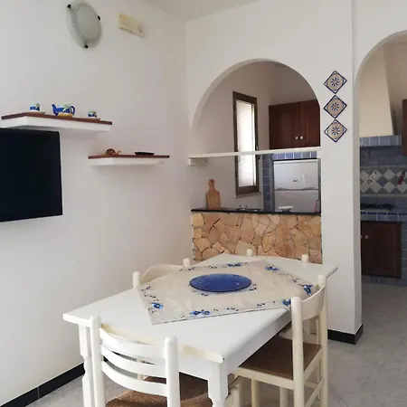 Punta Sottile 150 Mt Dalla Cala Francese