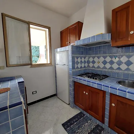 Punta Sottile 150 Mt Dalla Cala Francese *